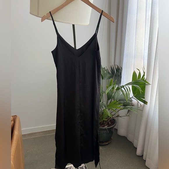 The Drop Ana Satin Slip Dress - Picture 4 of 5